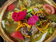 腊排骨土鸡拼锅-象山村腊排骨(丽江总店)