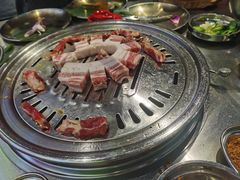 -哈哈碳都·牛肋条无限自助烤肉(宝龙店)