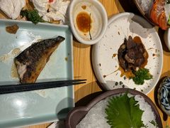 -花和海鲜自助(梅江店)