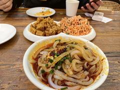 -杨记清芳牛肉拉面(京广路店)
