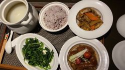 -臻康乃馨月子中心(集美店)