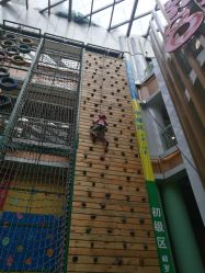 点击看大图 -乐8运动馆·桐语运动乐园(南湖二路店)