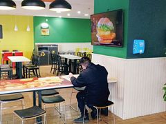 大堂-麦当劳(季平店)