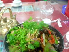 -乡土特色.冷锅鱼.牦牛肉汤锅