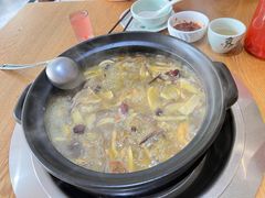 -东巴谷野生菌火锅餐厅