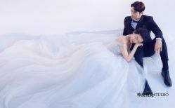 唯美浪漫-巴黎婚纱摄影工作室