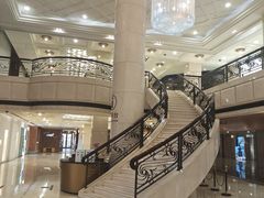 -潮一不贰·法式甜品·生日蛋糕·西式简餐(外滩店)