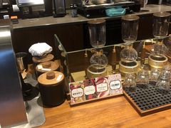 -星巴克(港汇1号办公楼店)