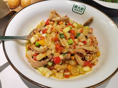 -费大厨辣椒炒肉(通州万达店)