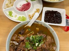 -惠丰门丁肉饼店