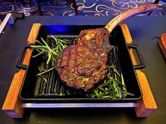 澳洲安格斯战斧牛排-AZUR聚(香格里拉饭店)