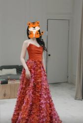 -Renee芮亦婚纱(原丽莎)