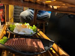-老牌坊云南鱼豆花火锅(爱建店)