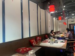 -尚尚仙·酸汤猪手·猪肚鸡火锅(华联万柳购物中心店)