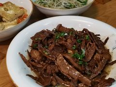 -啄佬食堂