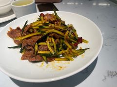 -关东小磨东北菜(漕河泾印象城店)