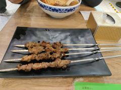 -西部马华清真兰州牛肉面·烧烤夜市(三里河店)
