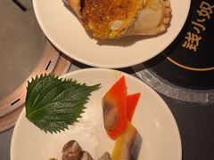 -钱小奴海鲜自助黑金店(杭州滨江龙湖店)