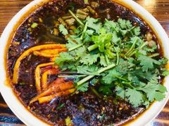 -余香七手工酸辣粉(荣勋花园店)