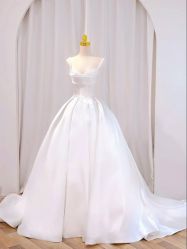 -HANSA韩纱婚纱礼服·龙凤褂·西装设计师集合店