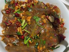 酸菜炒粉皮-绿草地·湘菜(芙蓉天街店)