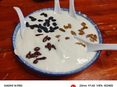 -塔洛藏餐吧(香格里拉古城店)