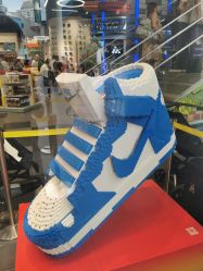 -乐高品牌旗舰店(人民广场店)