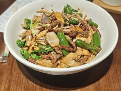 生爆牛肉面-寻裕记·现炒浇头面(人民广场店)