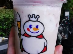 草莓摇摇奶昔-蜜雪冰城(浙江大学店)