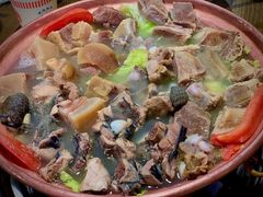 -阿婆情腊排骨火锅(金虹路店)