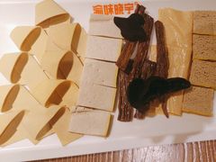 -晓宇重庆火锅(赛格国际购物中心店)