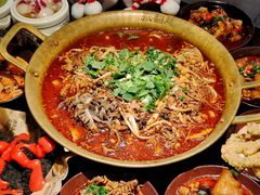 -张翻越·川渝冒菜·武汉黑鸭煲(城北万象城店)