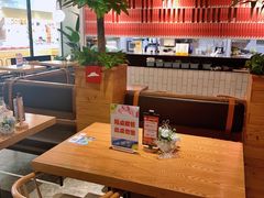 大堂-必胜客(百联又一城店)
