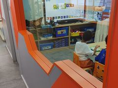 -斯坦星球AI编程·机器人科创·科学实验·信奥·思维·STEM·乐高·竞赛考级(长宁虹桥大融城荟聚中心)