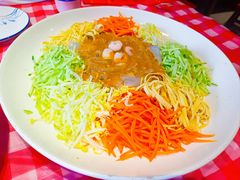 -鱼满舱·鲜活海鲜·正宗鲁菜