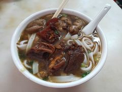 牛腩拼猪肠粉-海幢瑞芳饮食店
