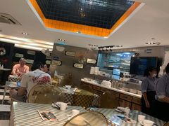 -新大咀港式茶餐厅(宝山万达店)