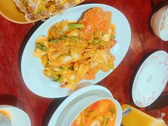 -Dang restaurant (patong phuket)