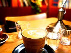 拿铁-阿什卡咖啡馆ESSCA COFFEE(塔里木石油宾馆店)