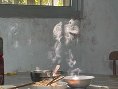 -依云煎包店