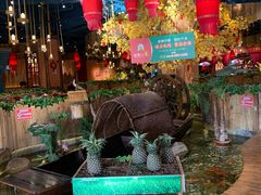 -老滇山寨•云南特色菜•地方菜•民族风情歌舞表演(金碧店)