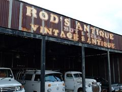 -席娜卡琳火车铁道夜市