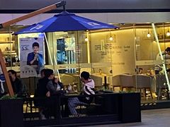 门面-瑞幸咖啡(Lab·华强电子世界店)