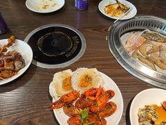 -海吃海喝海鲜烤肉餐厅