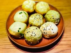 虾仁生煎（25年坚持手工制作）-鑫震源·苏式大虾生煎(山塘街店)