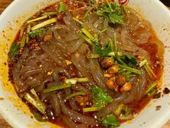 -万记麻辣烫国展总店