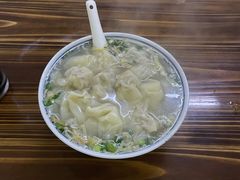 -胖子馄饨坊