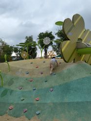 -季高兔窝窝亲子园(上海薰衣草公园店)