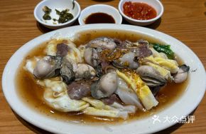 Oyster Beef Steamed Rice Noodle Roll