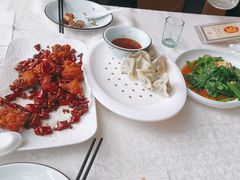 -萃华海鲜阁大排档(五四广场店)